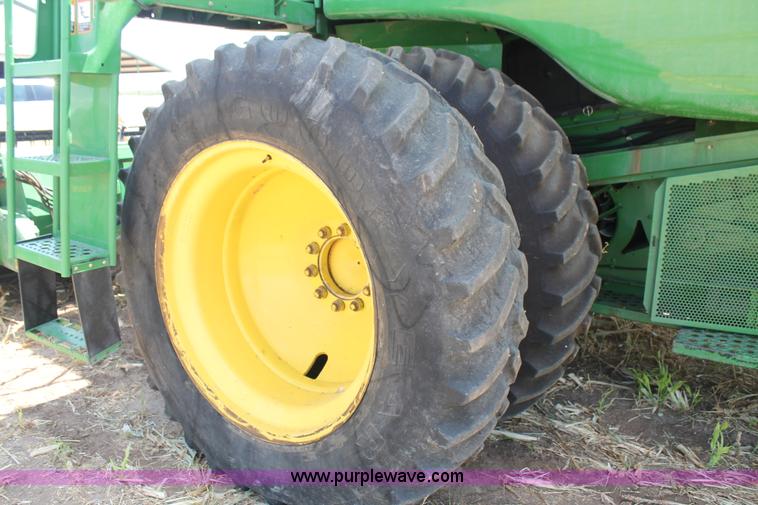 image for item L4410 2000 John Deere 9650 STS RWA combine