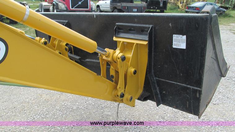 image for item L5263 2007 John Deere 110 MFWD tractor