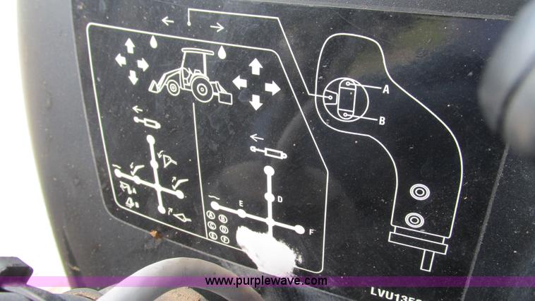 image for item L5263 2007 John Deere 110 MFWD tractor