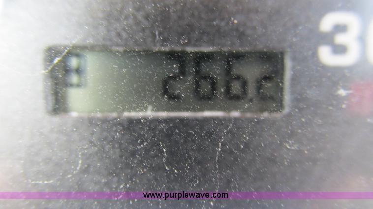 image for item L5263 2007 John Deere 110 MFWD tractor