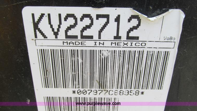 image for item L5263 2007 John Deere 110 MFWD tractor