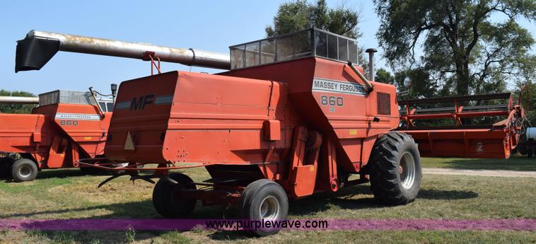 image for item L5816 1981 Massey-Ferguson 860 combine