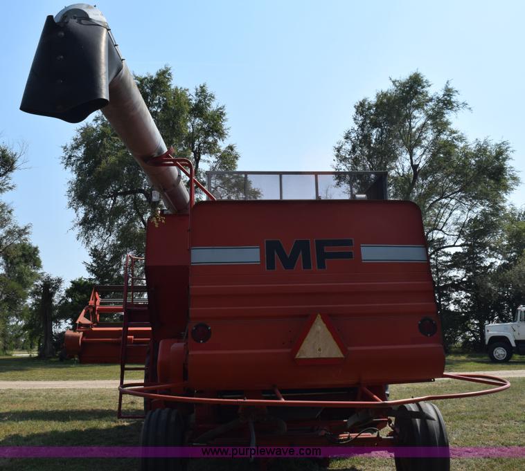 image for item L5816 1981 Massey-Ferguson 860 combine