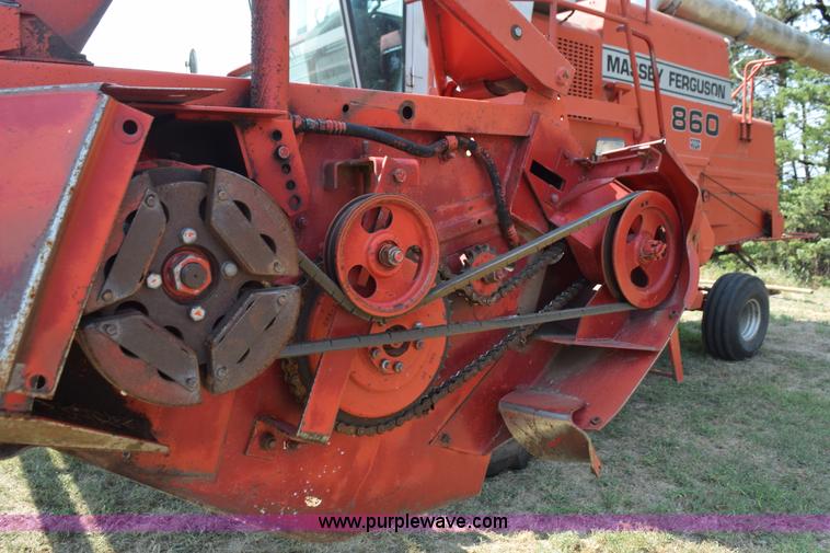 image for item L5816 1981 Massey-Ferguson 860 combine