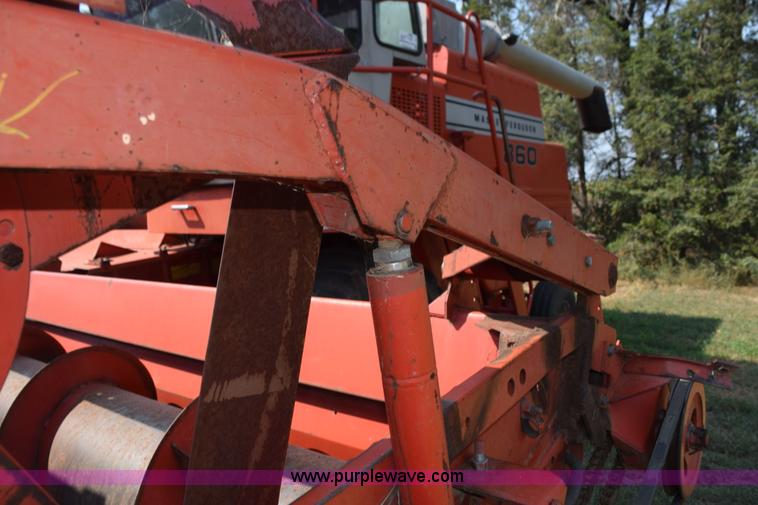 image for item L5817 1981 Massey-Ferguson 860 combine