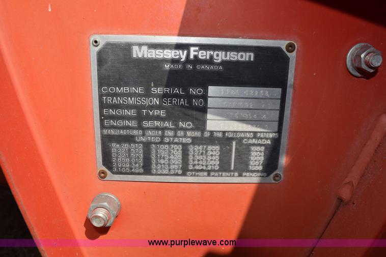 image for item L5817 1981 Massey-Ferguson 860 combine