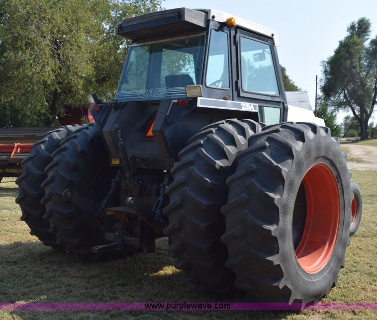 image for item L5819 1983 Case IH 2394 tractor