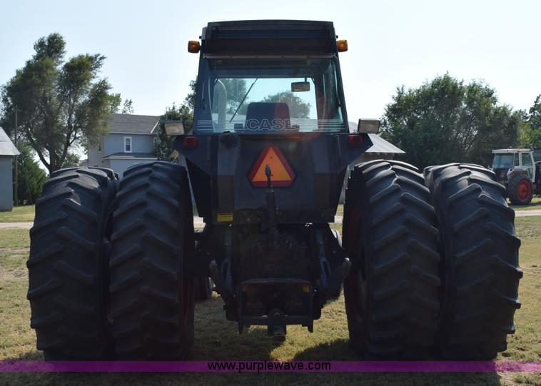 image for item L5819 1983 Case IH 2394 tractor