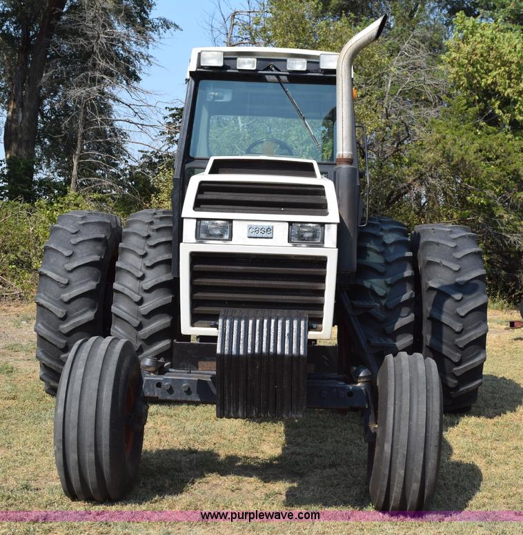 image for item L5819 1983 Case IH 2394 tractor