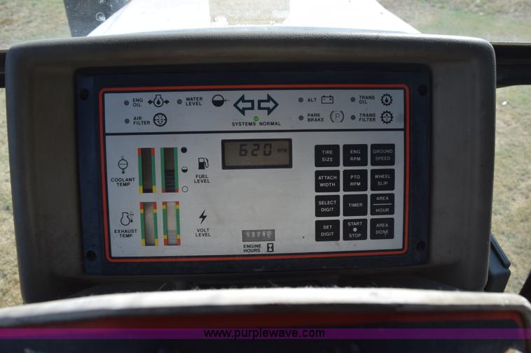 image for item L5819 1983 Case IH 2394 tractor