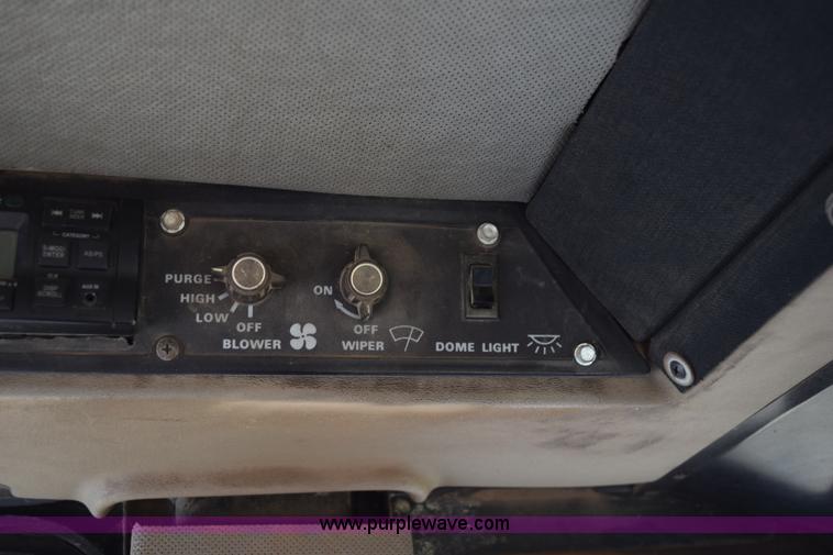 image for item L5819 1983 Case IH 2394 tractor