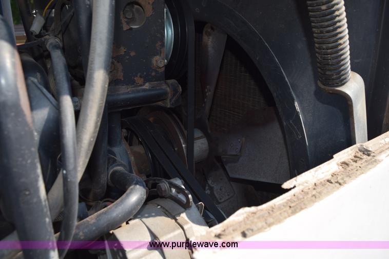 image for item L5819 1983 Case IH 2394 tractor