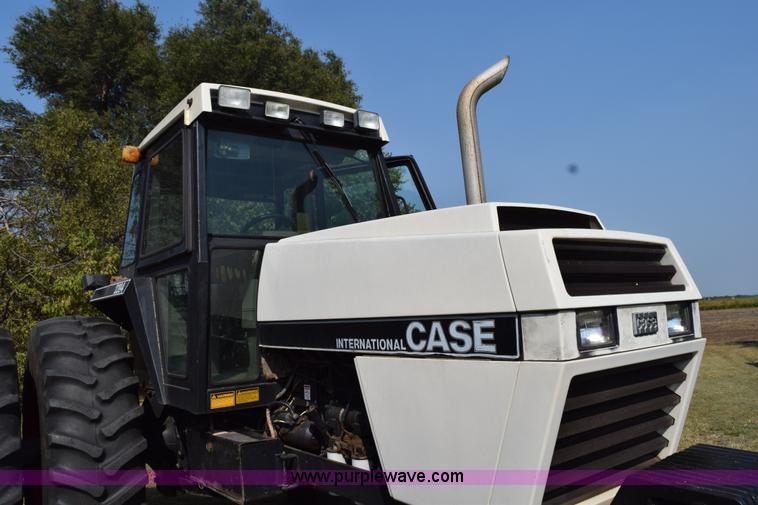 image for item L5819 1983 Case IH 2394 tractor