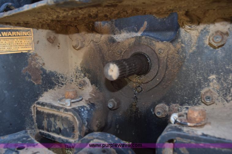 image for item L5819 1983 Case IH 2394 tractor