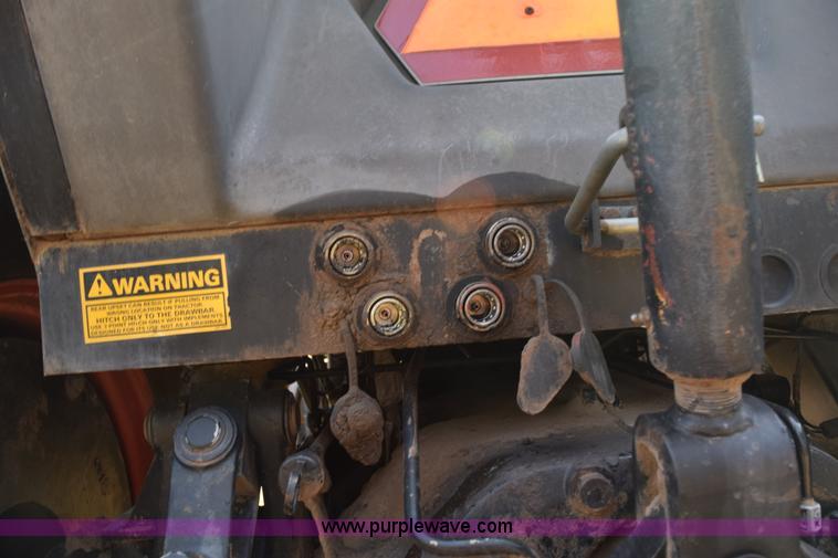 image for item L5819 1983 Case IH 2394 tractor