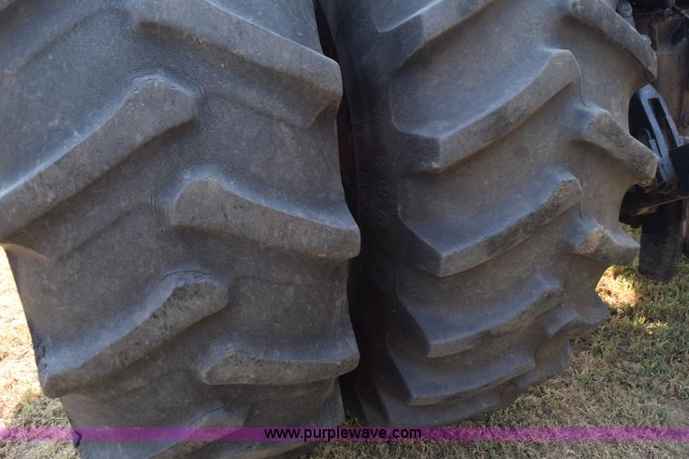 image for item L5819 1983 Case IH 2394 tractor