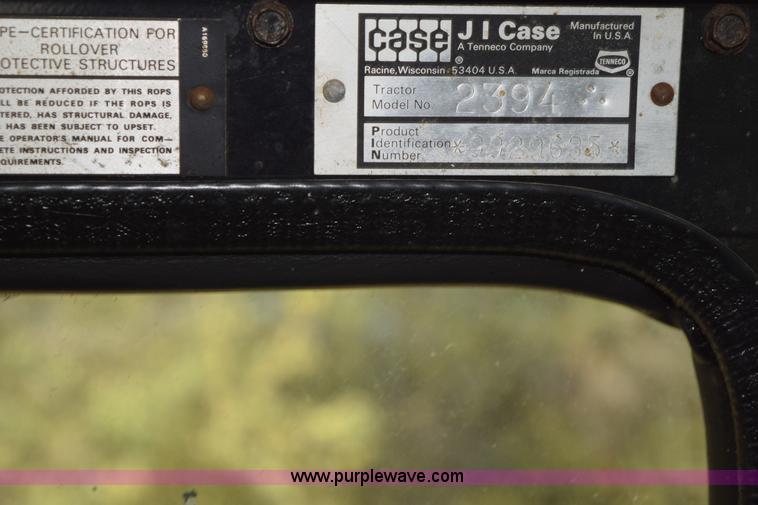 image for item L5819 1983 Case IH 2394 tractor