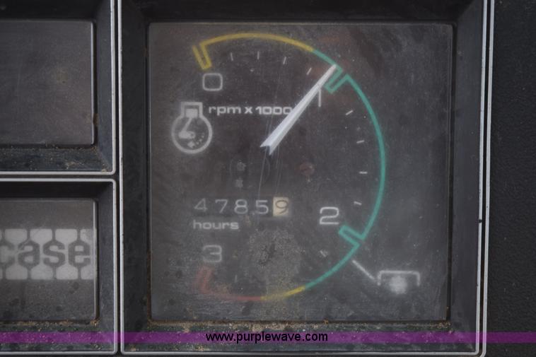 image for item L5820 1981 Case 2090 tractor