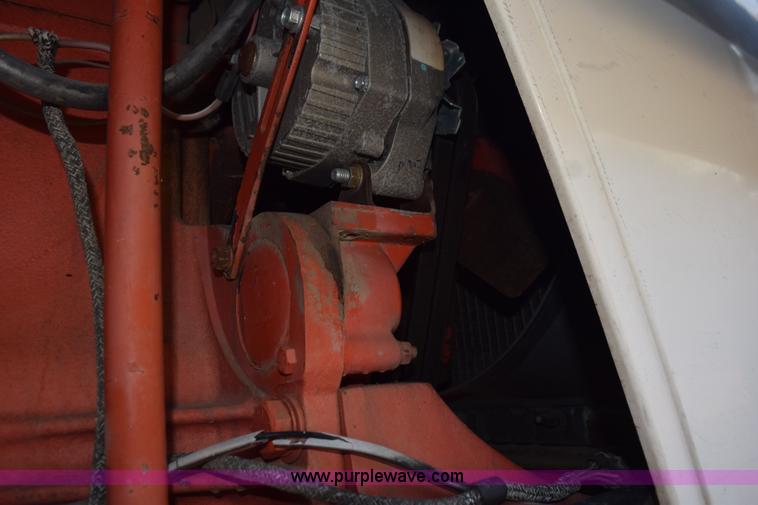 image for item L5820 1981 Case 2090 tractor