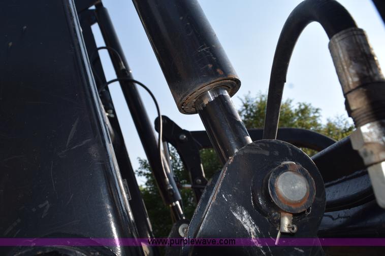 image for item L5820 1981 Case 2090 tractor