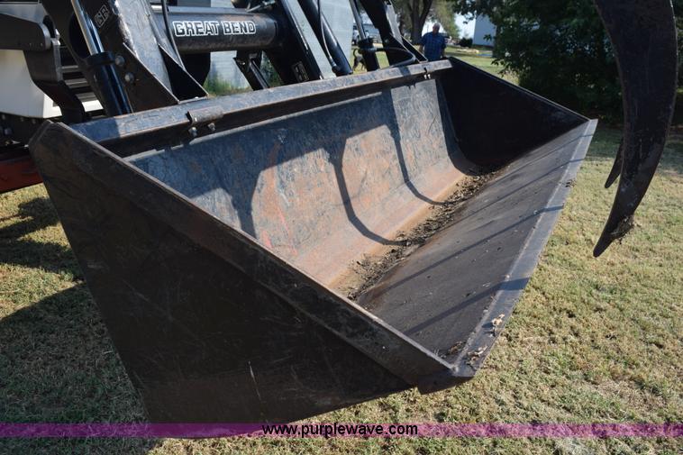 image for item L5820 1981 Case 2090 tractor