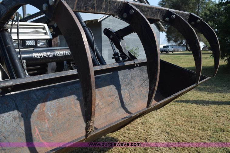 image for item L5820 1981 Case 2090 tractor