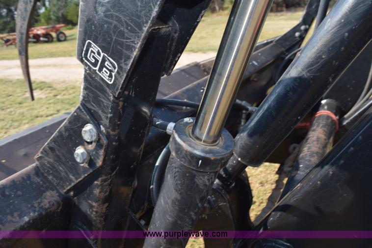 image for item L5820 1981 Case 2090 tractor