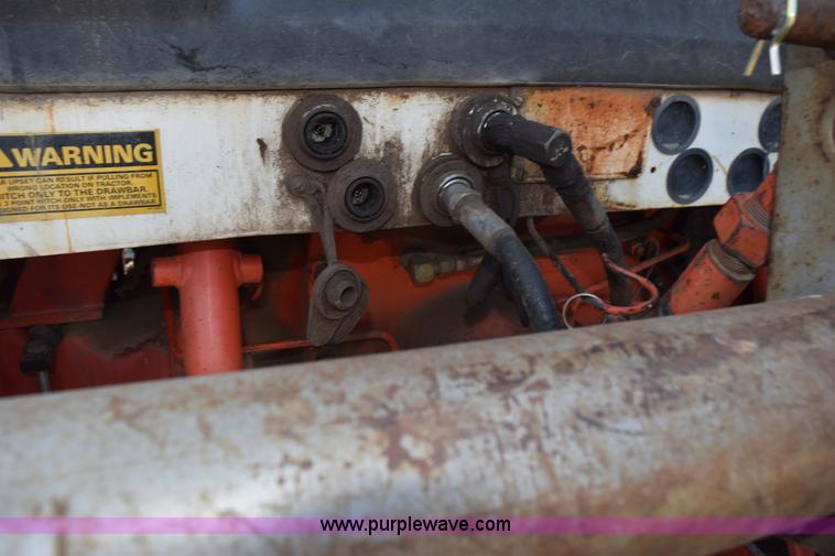 image for item L5820 1981 Case 2090 tractor