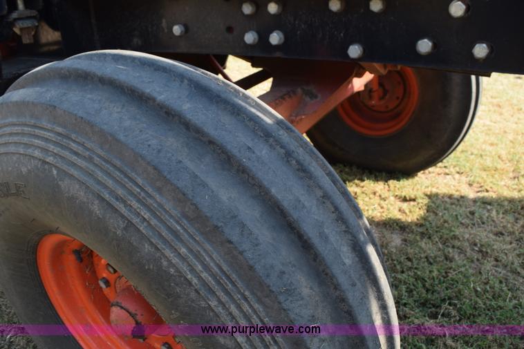 image for item L5820 1981 Case 2090 tractor