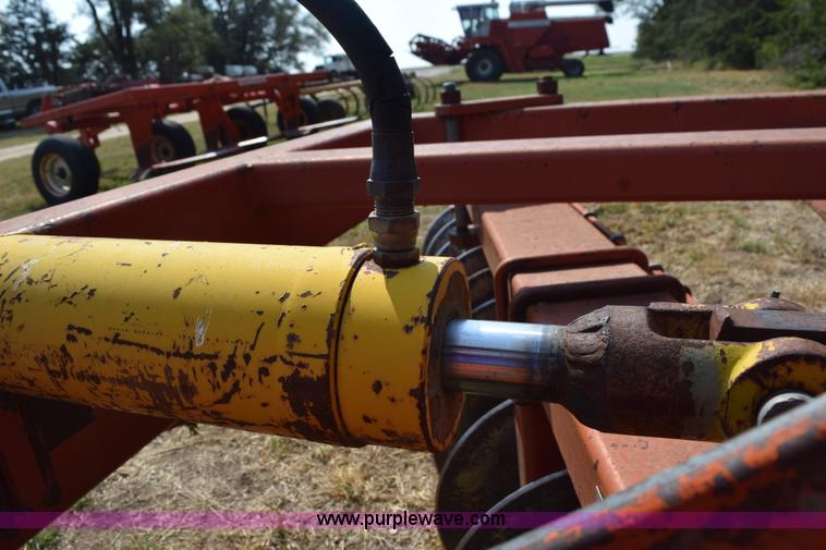 image for item L5824 Hutch-master disk