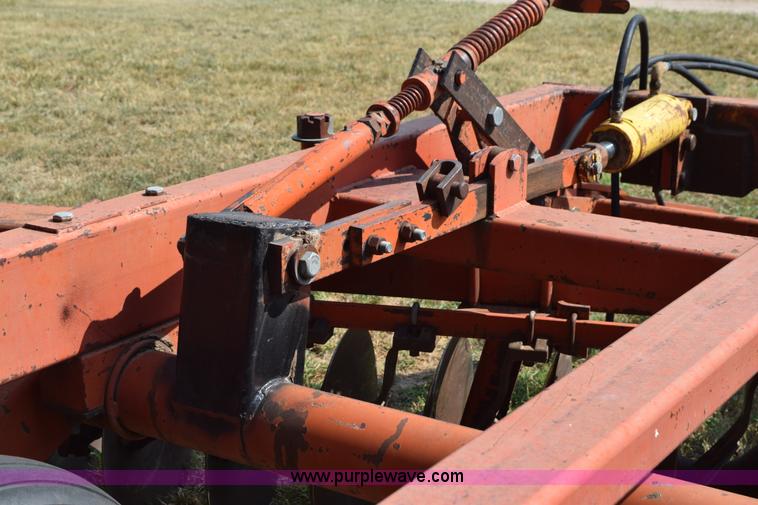 image for item L5824 Hutch-master disk