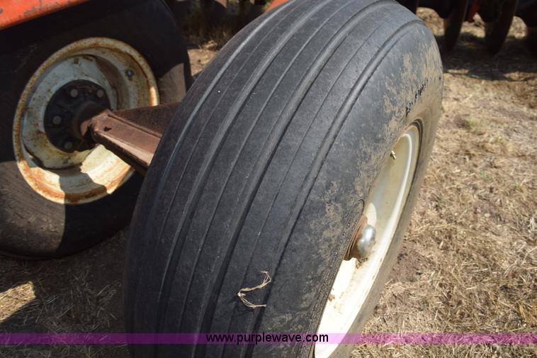 image for item L5824 Hutch-master disk