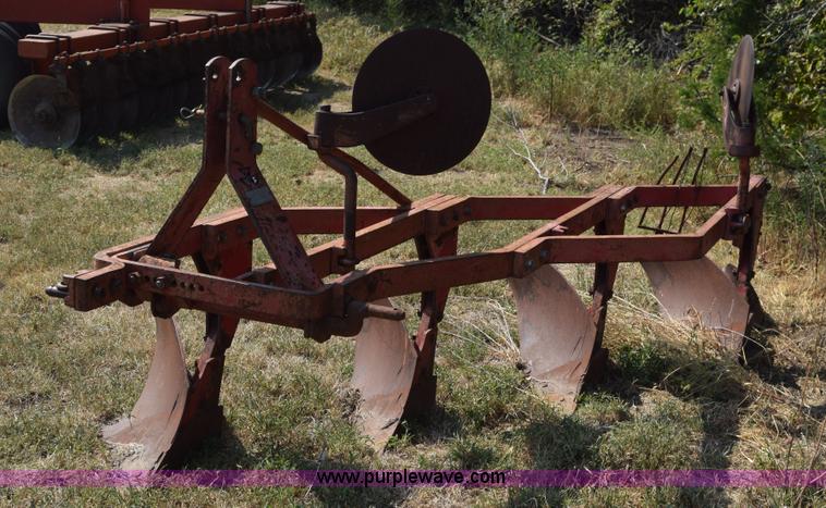 image for item L5825 Massey-Ferguson four bottom plow