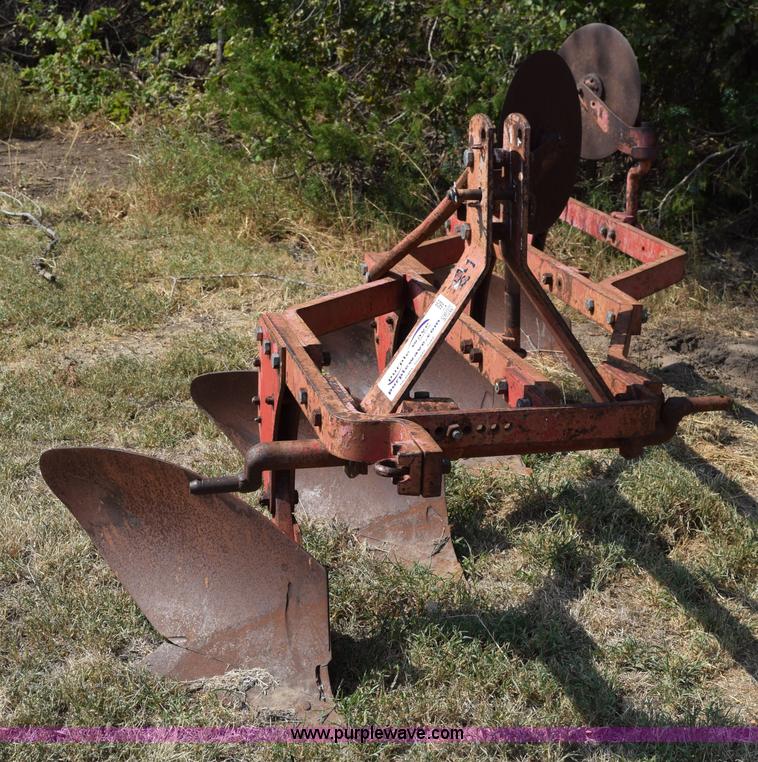 image for item L5825 Massey-Ferguson four bottom plow