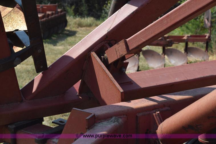 image for item L5826 International 490 disk