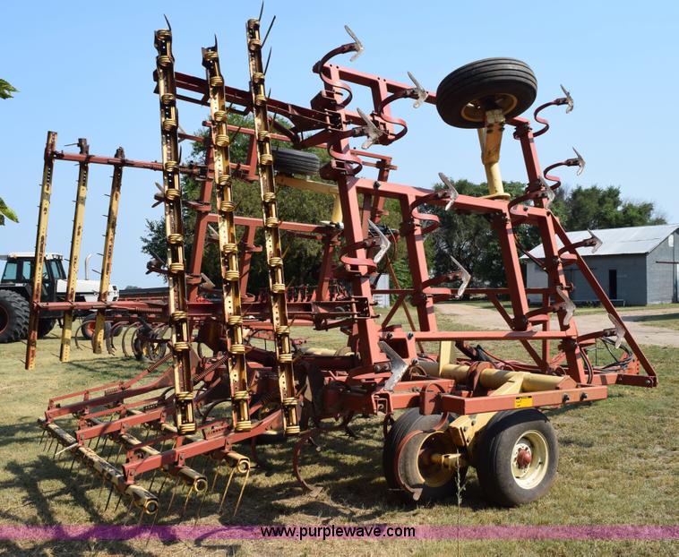 image for item L5827 Krause 4126 field cultivator