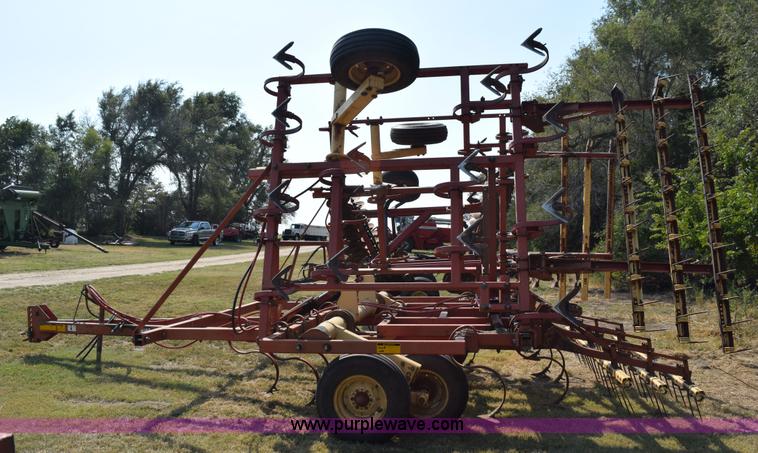 image for item L5827 Krause 4126 field cultivator