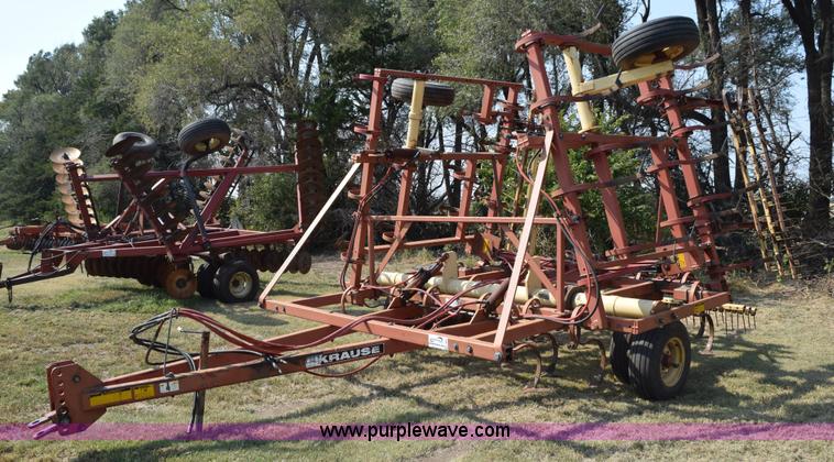 image for item L5827 Krause 4126 field cultivator