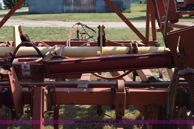 image for item L5827 Krause 4126 field cultivator