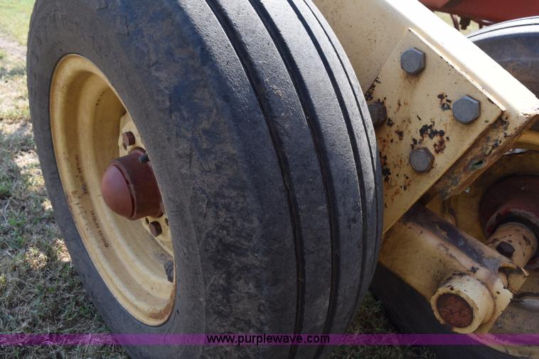 image for item L5827 Krause 4126 field cultivator