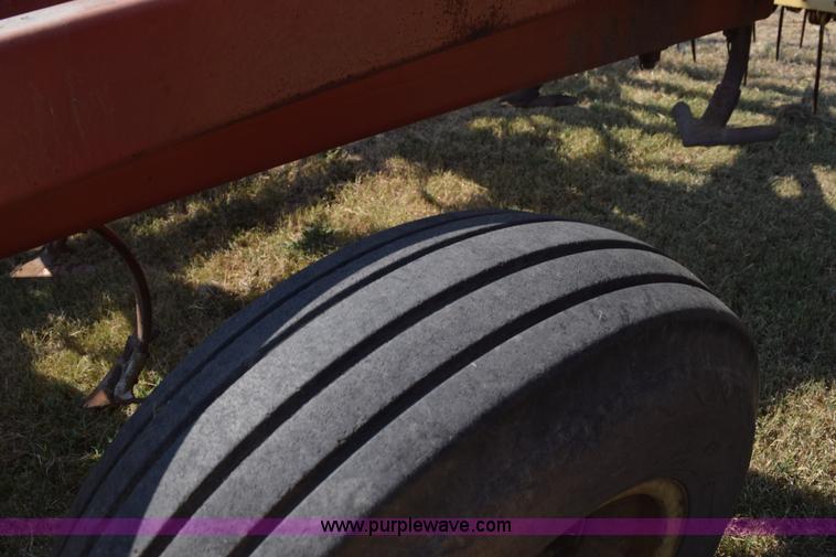 image for item L5827 Krause 4126 field cultivator