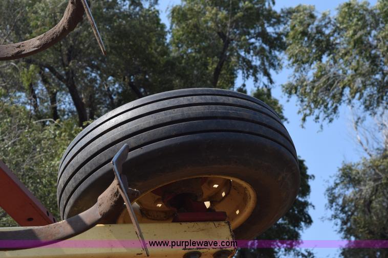 image for item L5827 Krause 4126 field cultivator