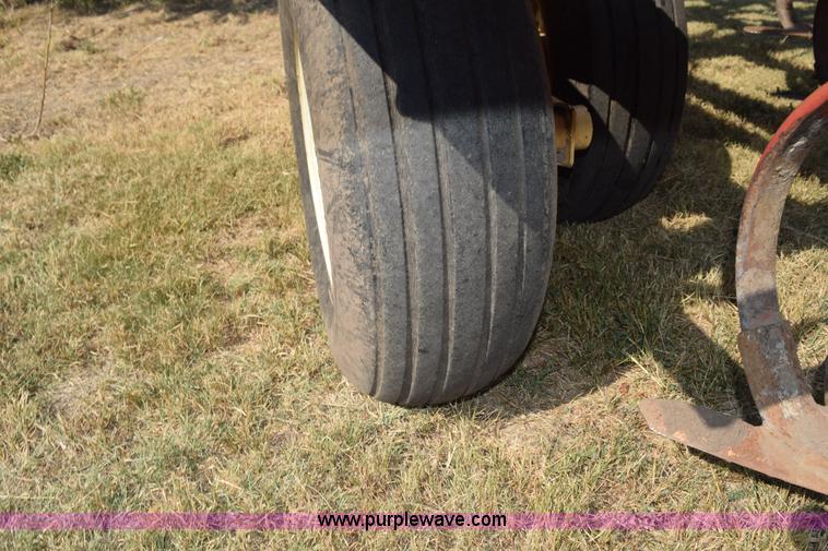 image for item L5827 Krause 4126 field cultivator