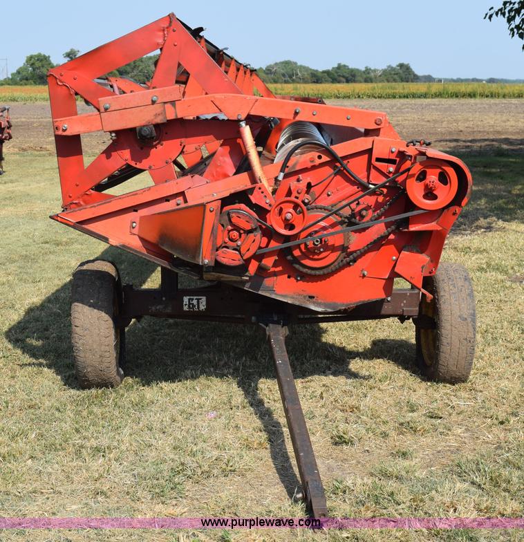 image for item L5832 Massey-Ferguson platform head