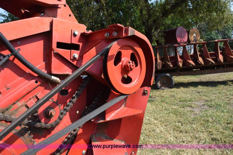 image for item L5832 Massey-Ferguson platform head