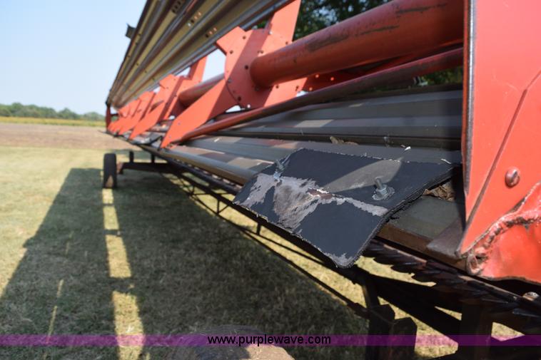 image for item L5832 Massey-Ferguson platform head