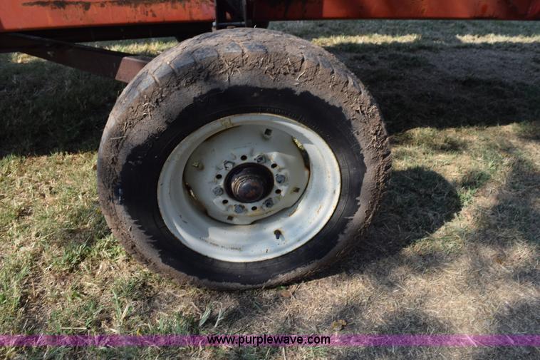 image for item L5832 Massey-Ferguson platform head