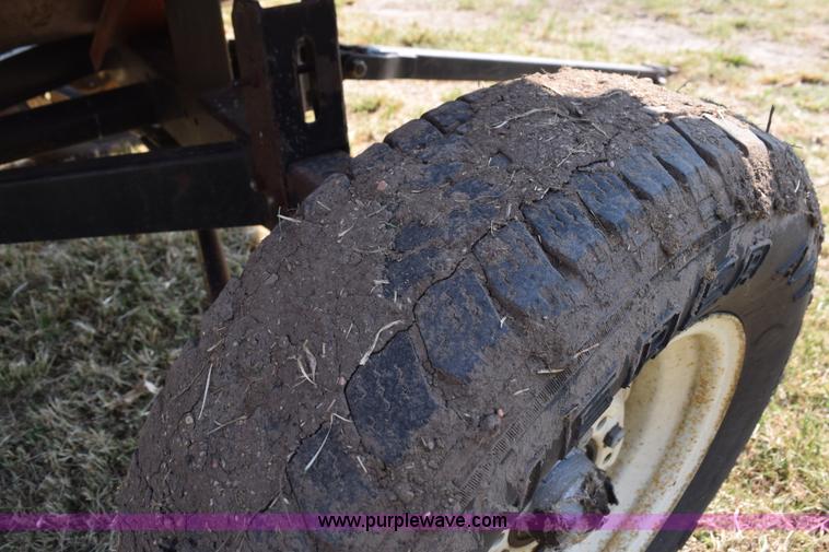 image for item L5832 Massey-Ferguson platform head