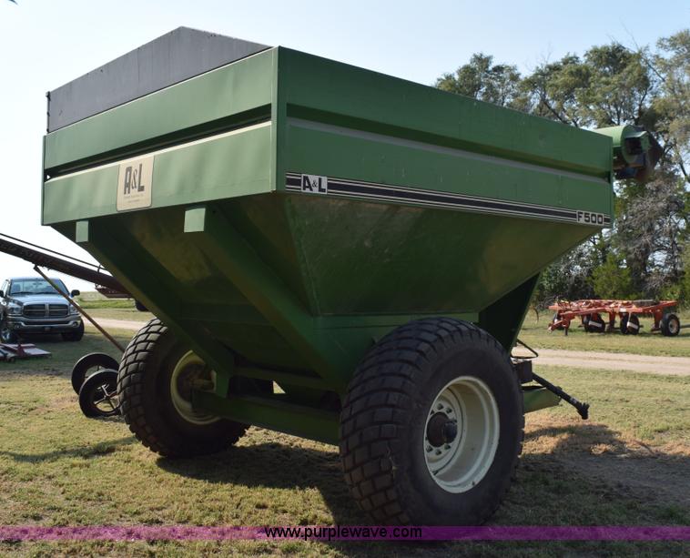image for item L5835 A&L F500 grain cart