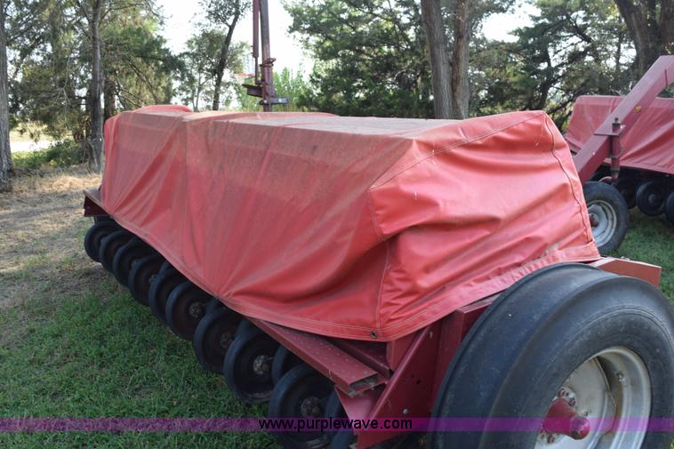 image for item L5838 (2) Case IH 5100 grain drills